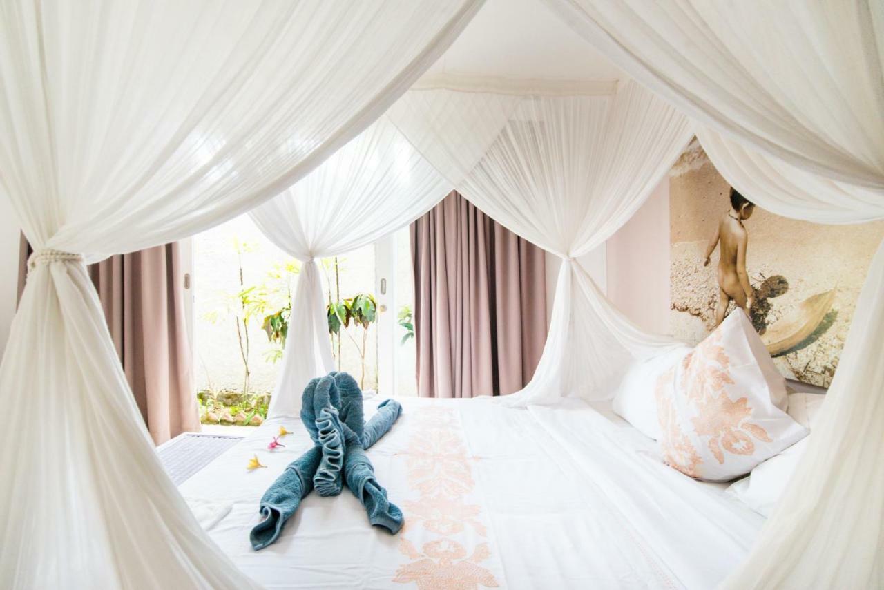 Villa Bliss A Paradise Of Three Independent Villas Canggu Екстериор снимка